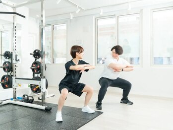 パーソナルジム かたぎり塾 琴似店の写真/【琴似駅徒歩1分】全国で話題のパーソナルジム「かたぎり塾」が琴似に♪平日22:00まで営業◎