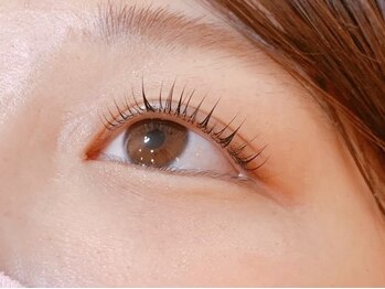 フィアラ 河原町店(Fiara)/パリジェンヌ