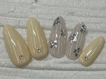 ハニービービー(Honey Bee Bee)/シルバーホロネイル