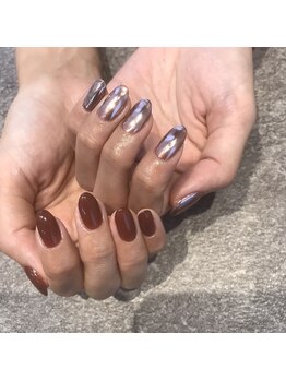 アンバー(Amber)/グレージュミラーネイル☆