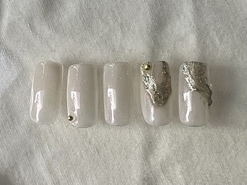 ノンチェ 西宮北口(Nonche)/オーロラ/先端ゴールドミラー