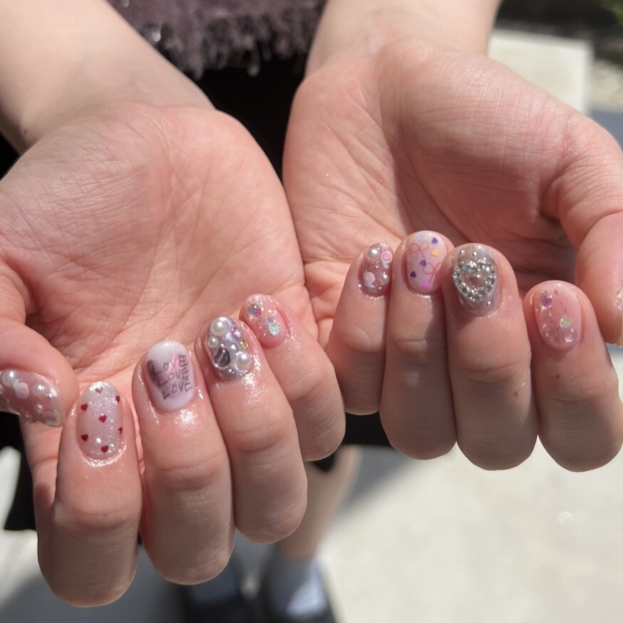 ピンク ネイルチップ エバーネイル ハートモチーフ 春のときめき