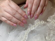 クリスタルネイル イオンモール広島府中店(CRYSTAL NAIL)の雰囲気（自爪を削らないパラジェルでオリジナルのトレンドネイルを♪）
