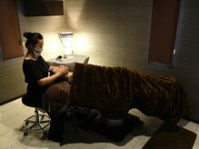 リアン(凛晏)/【太田】ボディ施術の様子