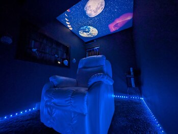 シャルムス(Charmes)/宇宙を眺めながら