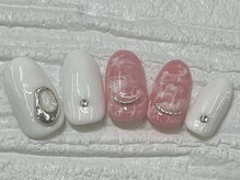 ハニービービー(Honey Bee Bee)/ピンクタイダイ柄ネイル