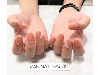 ヴァンネイルサロン 本厚木(VAN NAIL SALON)/華やか定額デザイン