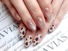 プロフェッショナル ネイルサロン ラヴィアス(LAVIAS)/ジェル/アート6本×マグネット