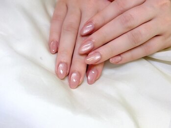 ネクストネイル(NEXT NAIL)の写真/【フィルイン対応◎】若い子向けの派手なデザインが苦手な方へ＊上品なツヤ×血色感で魅せる綺麗な手に♪