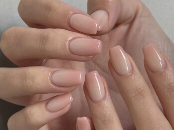 マノン 北堀江(Manon)の写真/忙しい日常もモチ抜群で美しさキープ★派手ネイルNGな方にも◎奥行きのある【ニュアンス】デザイン！