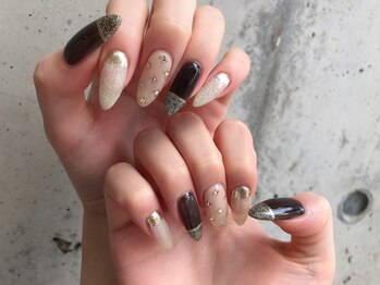 リリカネイル(Ririka nail)/真っ直ぐフレンチネイル
