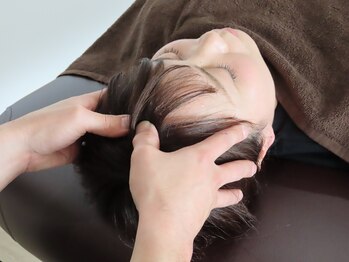 ちくしのマイレ整体 整骨院の写真/【ヘッドスパで至福の癒し】＋αのドライヘッドスパで自律神経にアプローチ◎眼精疲労・ストレスの緩和に♪