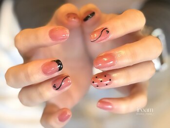 ピンクネイル/黒ネイル/春ネイル