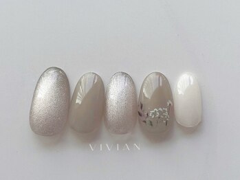 ヴィヴィアン ネイル(Vivian nail)/シンプルネイル