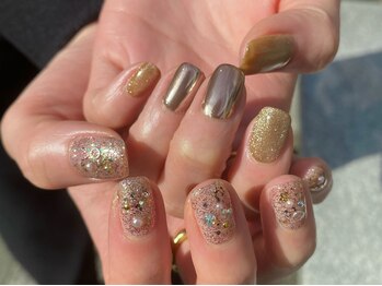 カーティシーネイルズ(curtisii NAILS)/