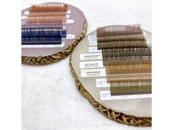 モーイ ブルップ 高槻店(mooi beloep)/カラーエクステ