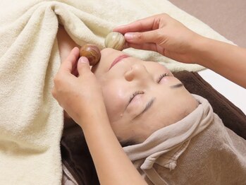 ニーマ(nyima)/【フェイシャルリフレ】