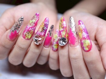サロン ド ワカ(Salon de WAKA)/