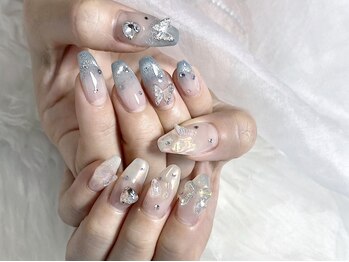 ネイルグロス 梅田茶屋町店(NAIL Gloss)の写真/《デザイン持ち込みOK！》手書きアートも韓国ワンホン系パーツもやり放題つけ放題☆