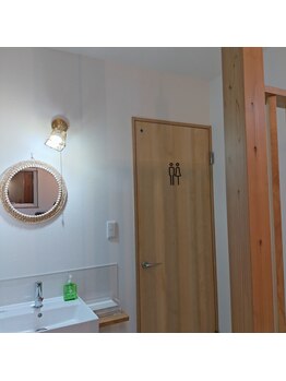 アンスリウム美容整体院 鍼灸院 接骨院/お手洗いです