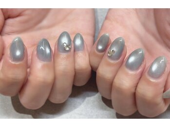 ネイルアンドアイラッシュスタジオ シュシュ(chouchou)/うるマグ×ストーンミッキー春夏