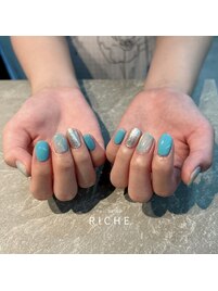 海のようなニュアンスネイル！