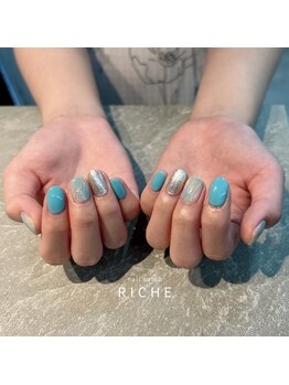 リッシュ(RICHE)/海のようなニュアンスネイル!