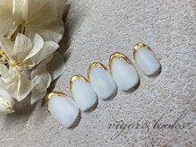 ヴィガー アンド ルックス 白金 目黒(Vigor&Looks)/先端ミラー　ホワイト