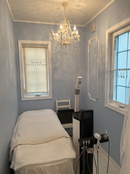 メナードフェイシャルサロン 豊中駅前南/