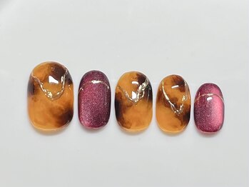 アップリップスダブリュー(Uplips.w)/