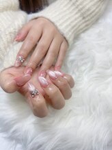 ルシーネイル 薬院(Lucie Nail)/