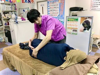 すみれ堂整骨院の写真/【効果を実感！】春に急増する『腰痛』を“骨盤・背骨の働き”から根本改善