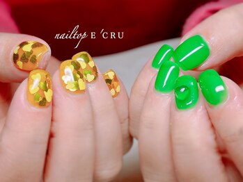 ネイルトップエクル(nail top E CRU)/