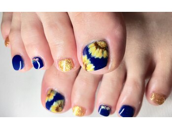 ファンシーローラ(Fancy Rola)/向日葵フットネイル