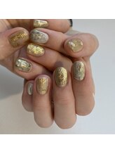 ヌア(nur.)/ゴールドnuance