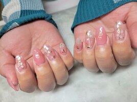 大人かわいいネイル