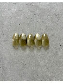 ニアウネイル(niau nail.)/オンブレマグネイル