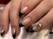 リアンジェ(Lianje)/黒フレンチネイル