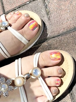エーネイル エーラッシュ(A-NAIL A-LASH)の写真/【倉敷】足元からさりげないオシャレを楽しみながら女子力UP♪足元だからできる華やかな色味やデザインも★