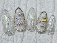 ハニービービー(Honey Bee Bee)/オーロラ夏ネイル