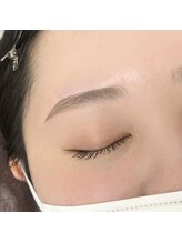 ビューステージ アイブロウサロン 天神/平行アーチ眉