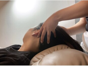 スリープイン 東武宇都宮店(Sleep in)/4.頭皮全体を指圧していきます