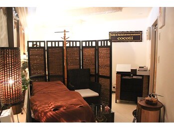 ココティー(Cocotii)/店内　エステベッド2