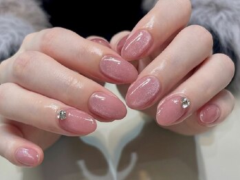 ケソン ネイル スタジオ(qeson nail studio)の写真/急な予定やお仕事…忙しい日々に寄り添う！デザイン幅広く対応可能◎オフィス用シンプルデザインも得意★