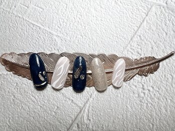 ラウレアルア(Laure’a lua)/ゼブラデザイン