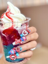 アートネイル ギャラリー(Art nail Gallery)/赤と青のアイツ