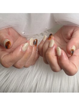 グリッター(Glitter)/10・11月ネイル