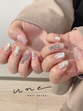 ユヌネイル(une nail)/