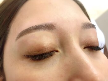 プラスアイ 銀座中央通り店/アイブロウスタイリング