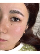 イロドットマツゲ(ilo.)/アイブロウワックスとエクステ